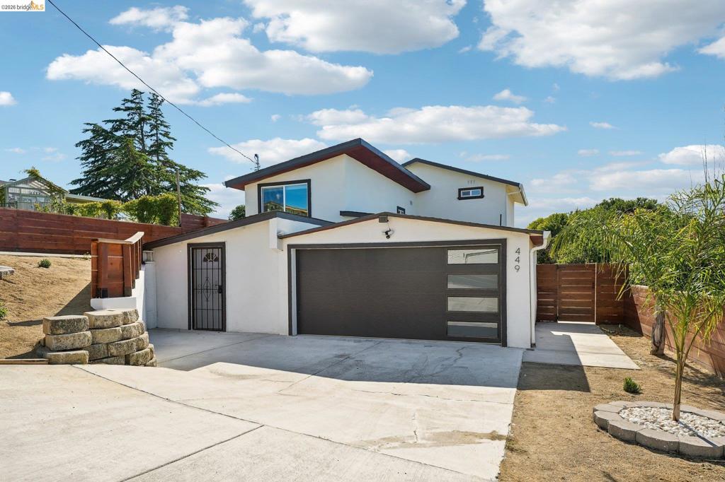 449 GILCREST
