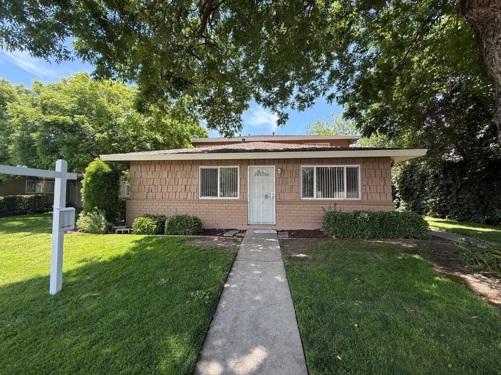 2505 Prescott Road 1