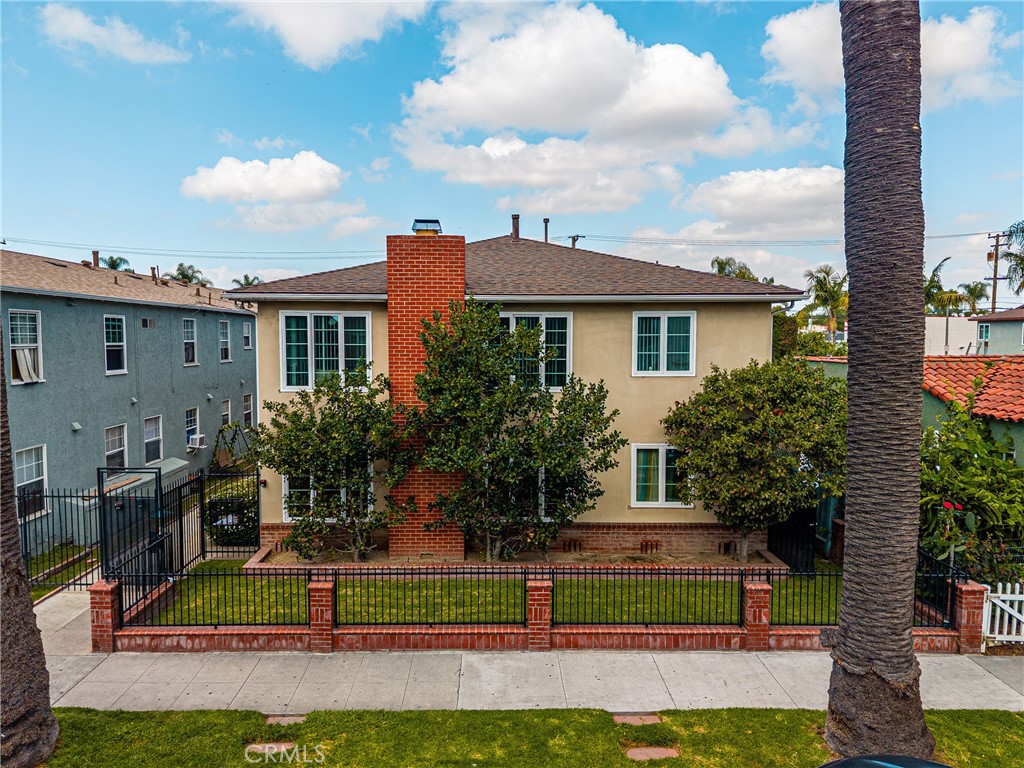 2045 Pine