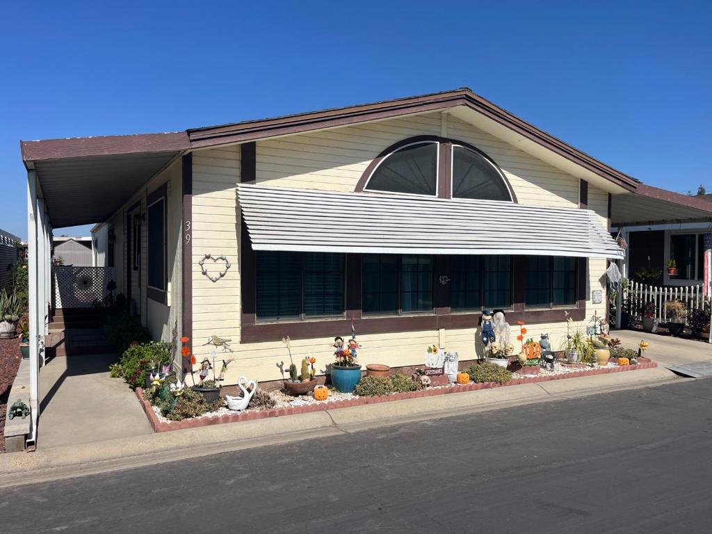 500 N Tully Rd 39