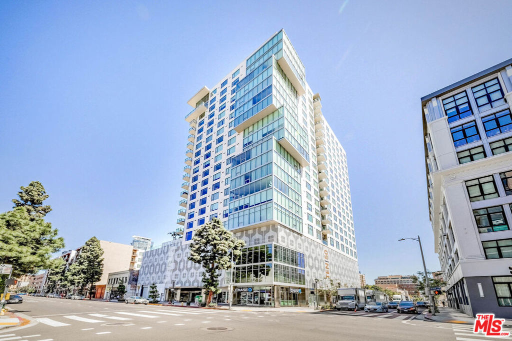 1050 S Grand Avenue 905