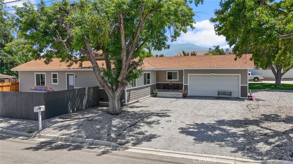 4620 East Charlton