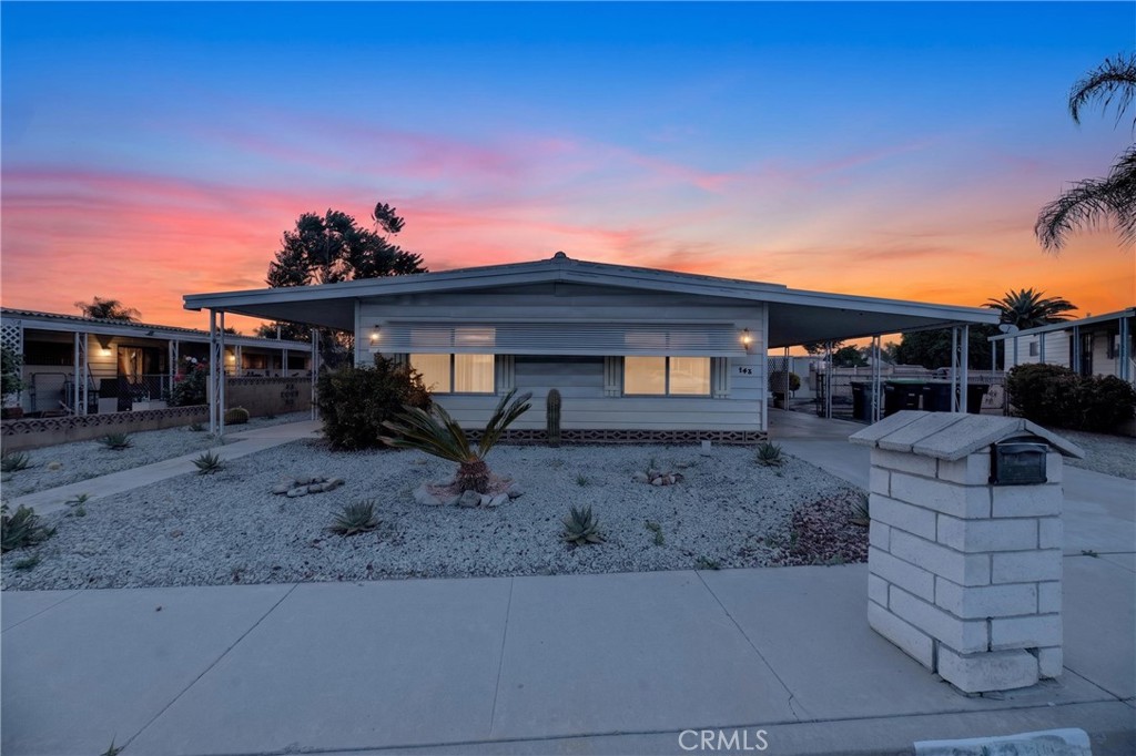 143 Palomar