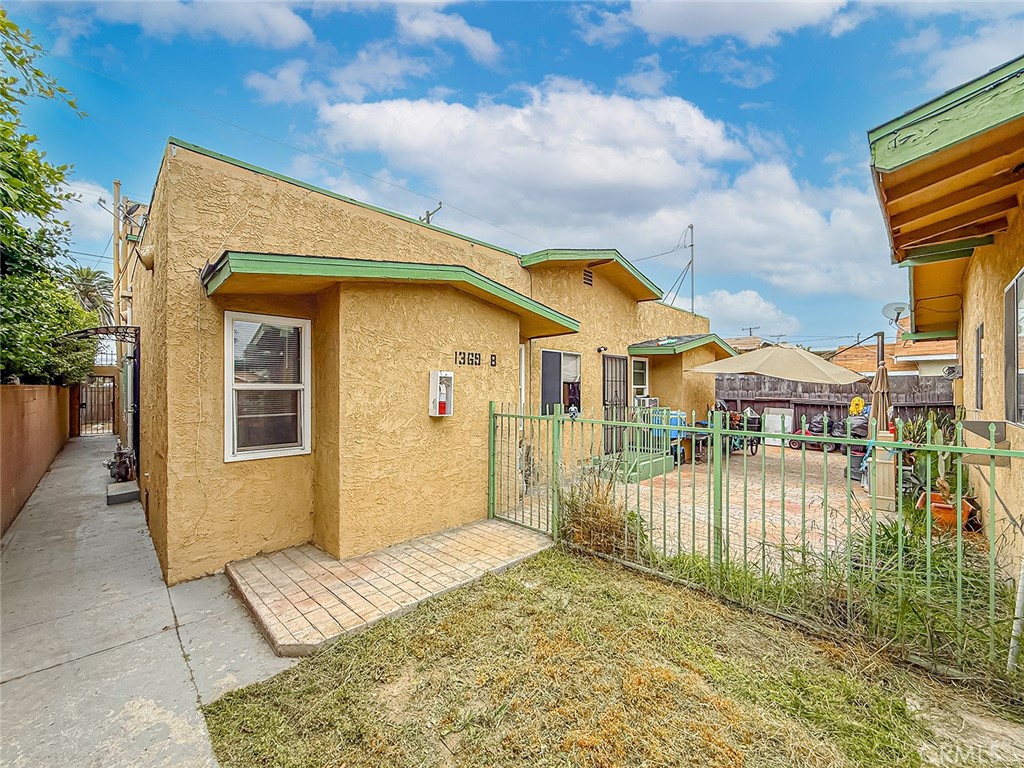 1403 Lemon Avenue