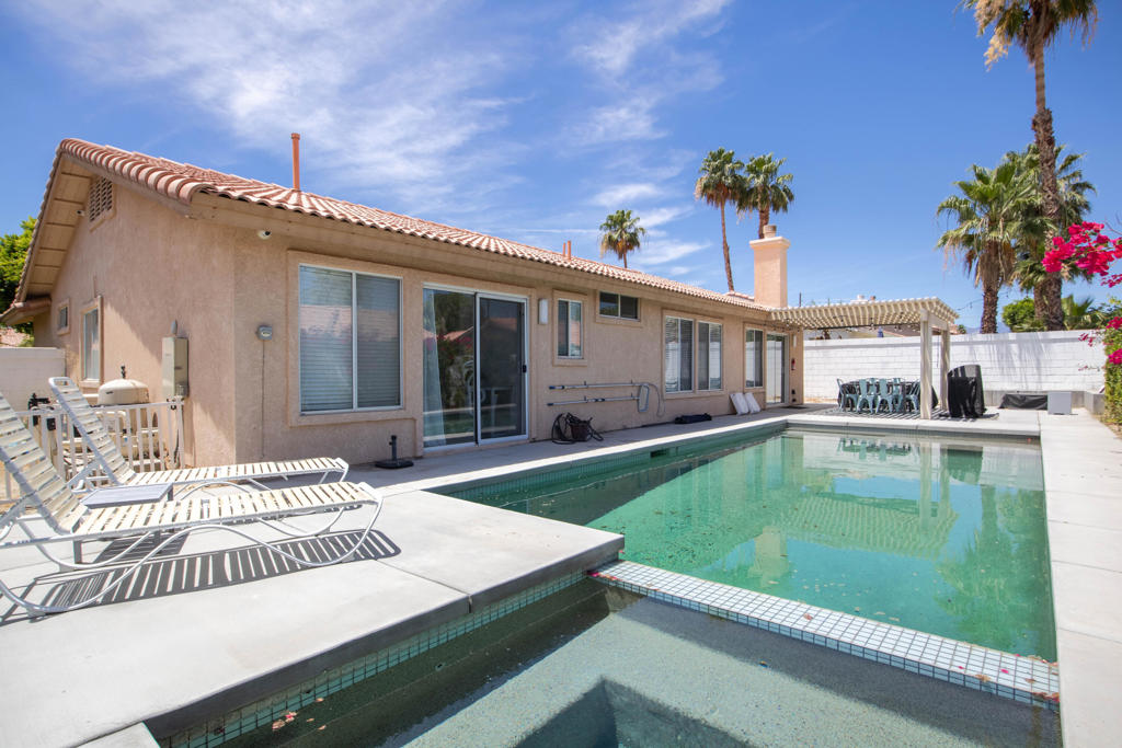 79110 Desert Stream Drive