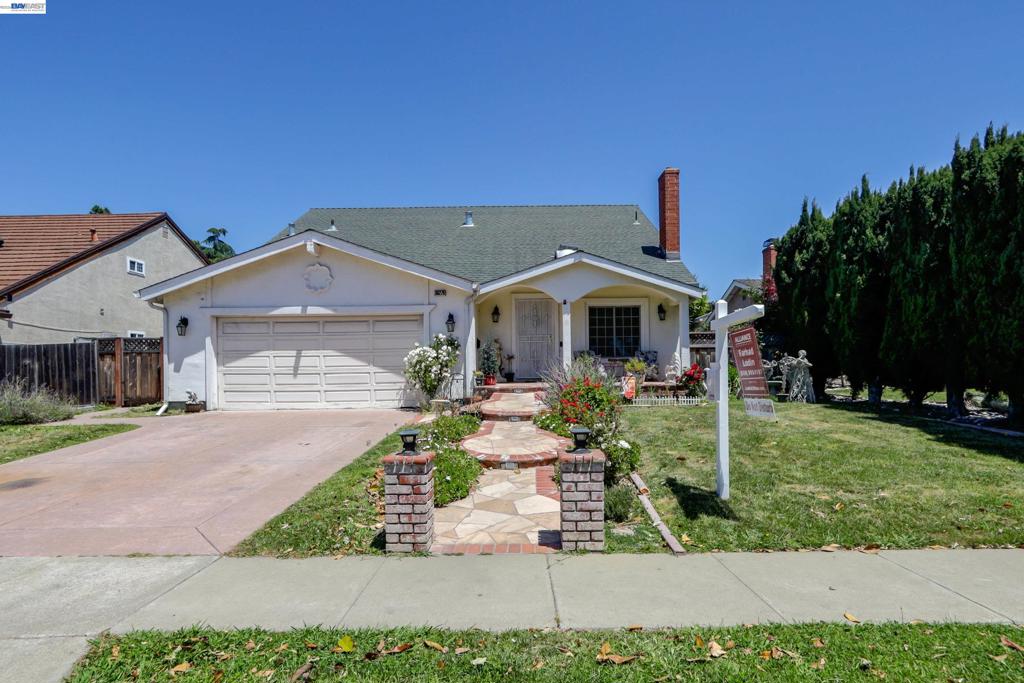 36276 Cedar Blvd