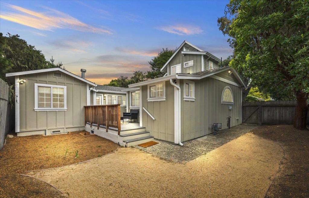 494 GROVE ACRE Avenue