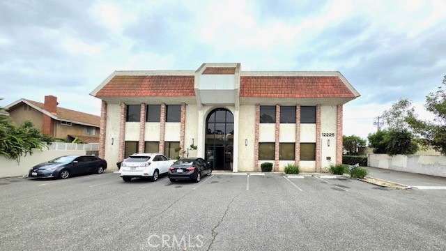 12225 South Street 101