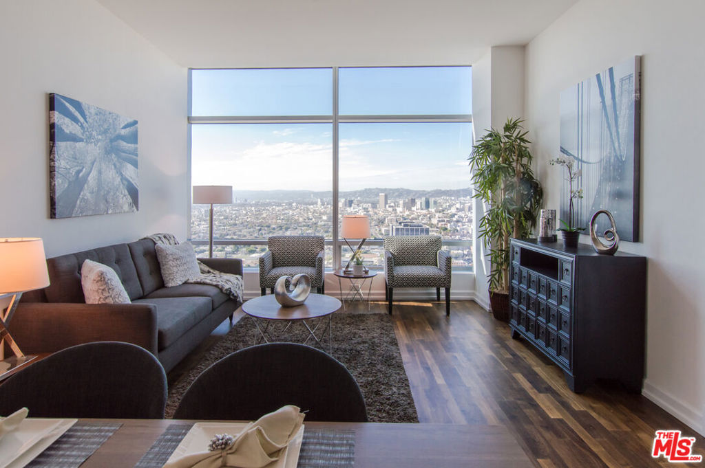 900 W Olympic Boulevard 31F