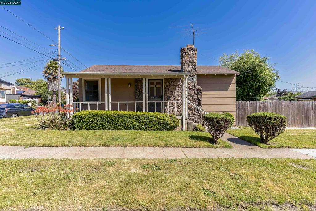 5526 Carl Ave