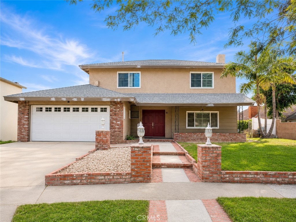 1118 W Orange