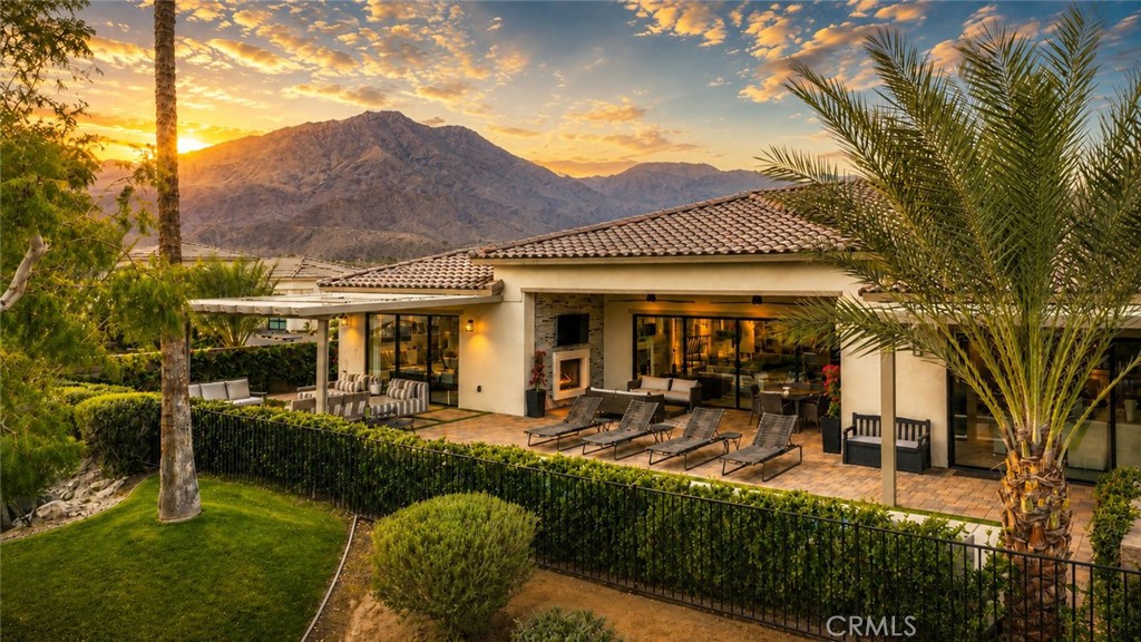 57910 Stone Creek Trail W