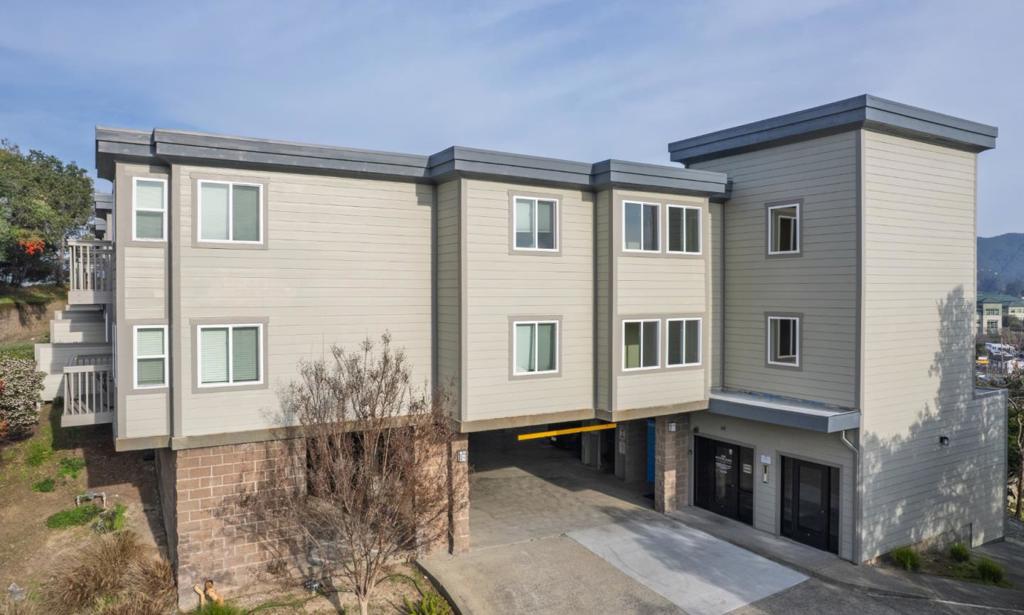 285 Woodland Avenue