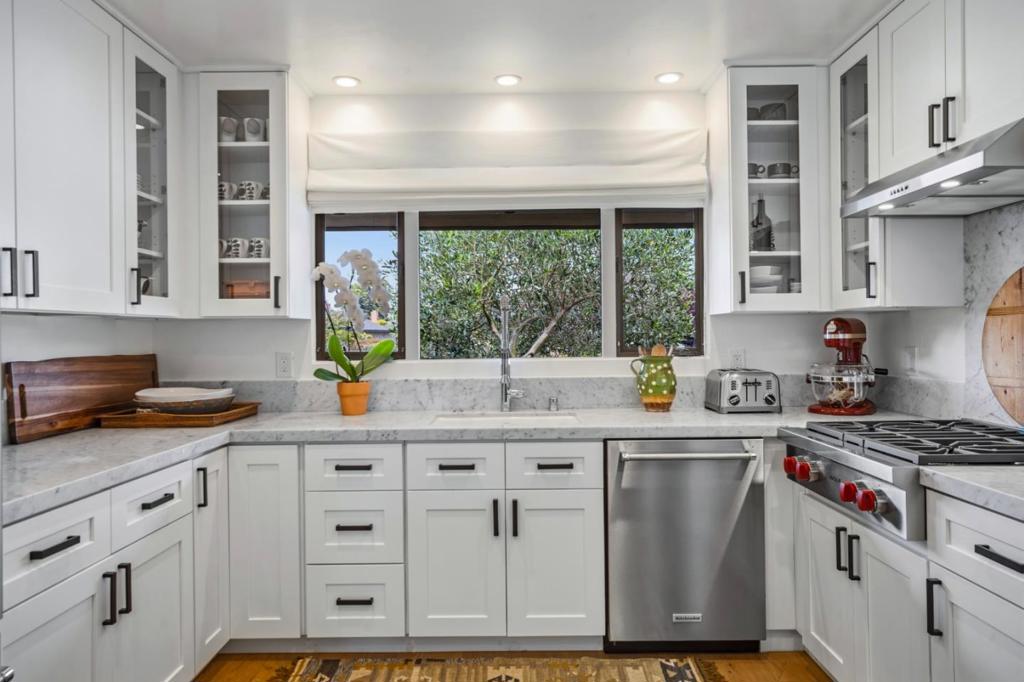 183 Del Mesa Carmel