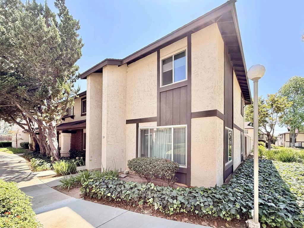 807 S Mollison Ave 24