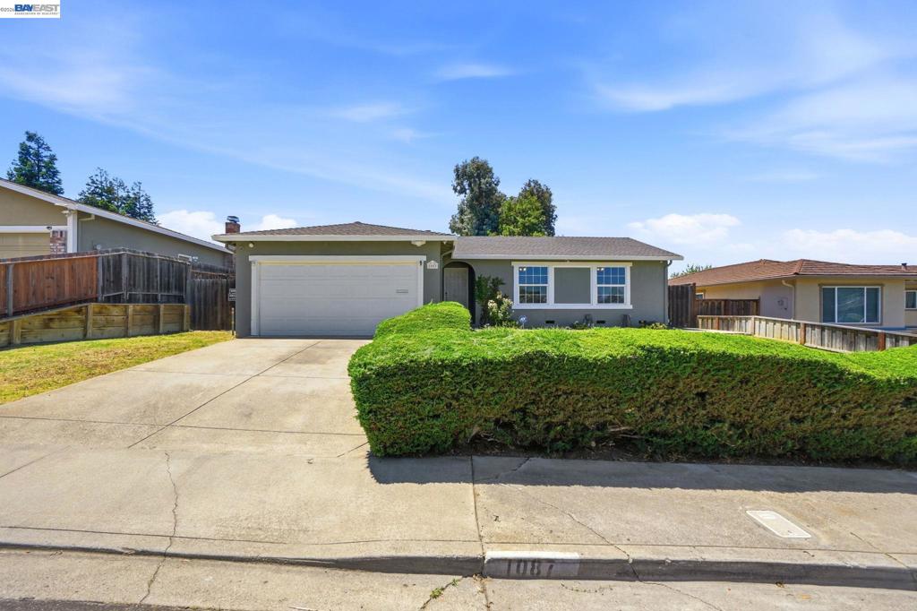 1087 Jensen Dr