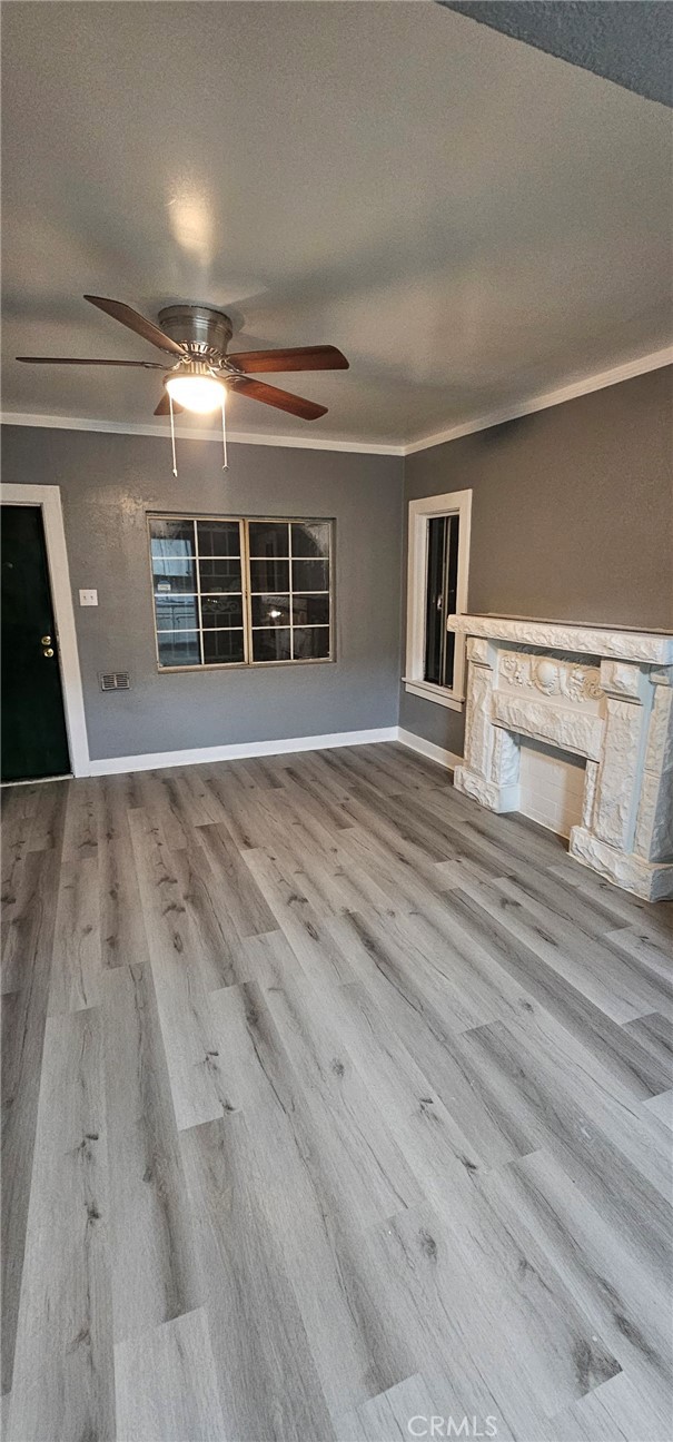 535 W 54TH St