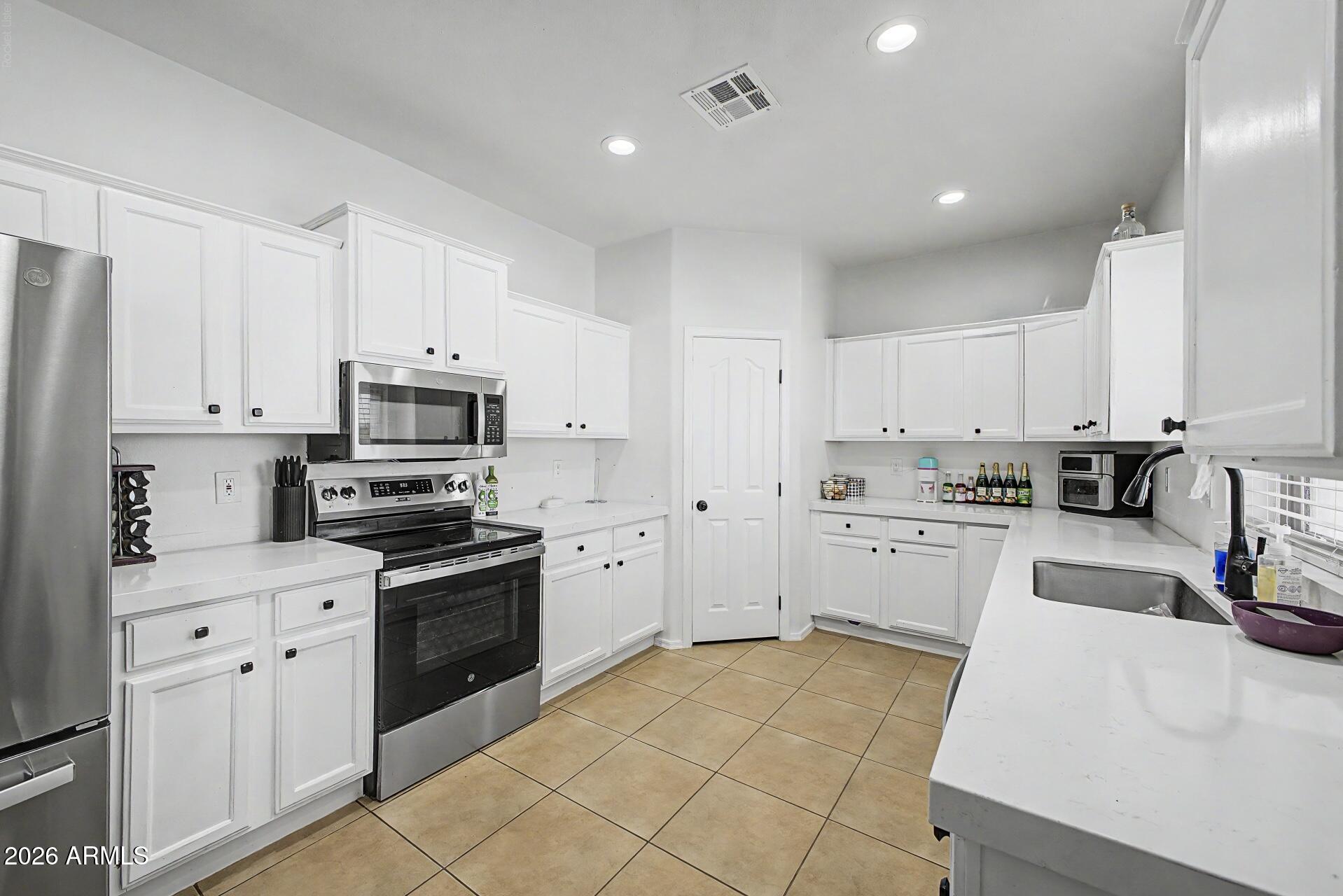11722 S 205TH Lane, Buckeye, AZ 85326