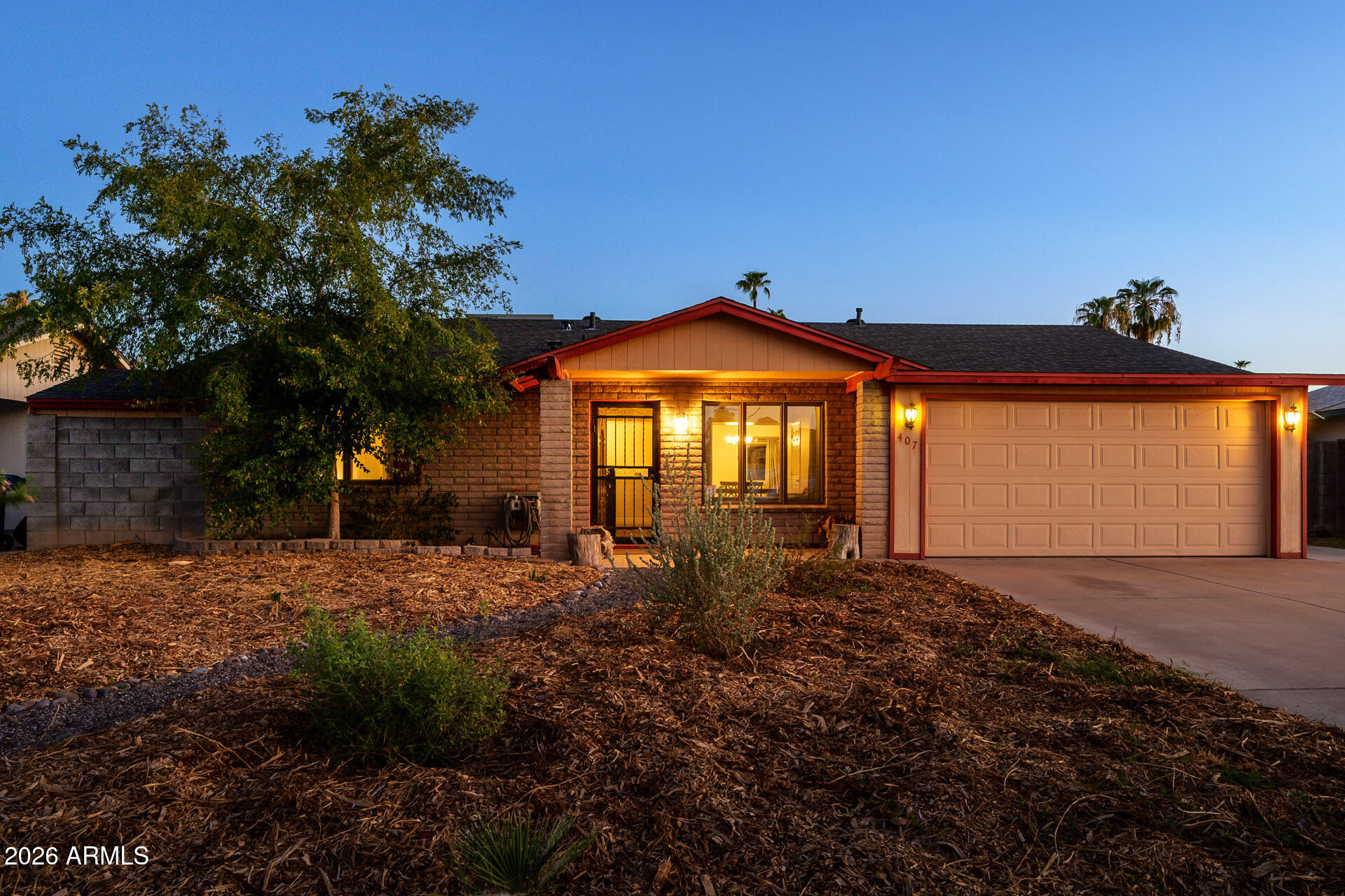407 E JULIE Drive, Tempe, AZ 85283