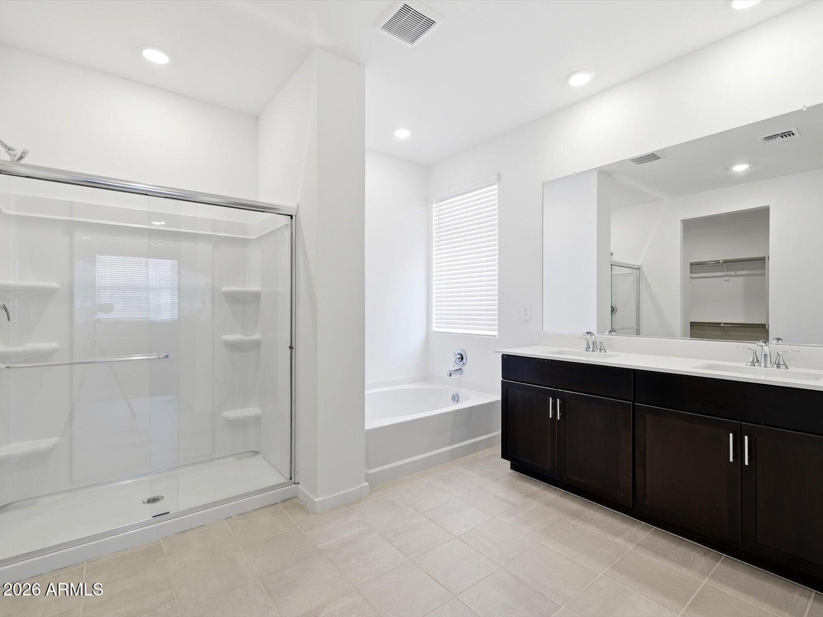 17752 W ILLINI Street, Goodyear, AZ 85338
