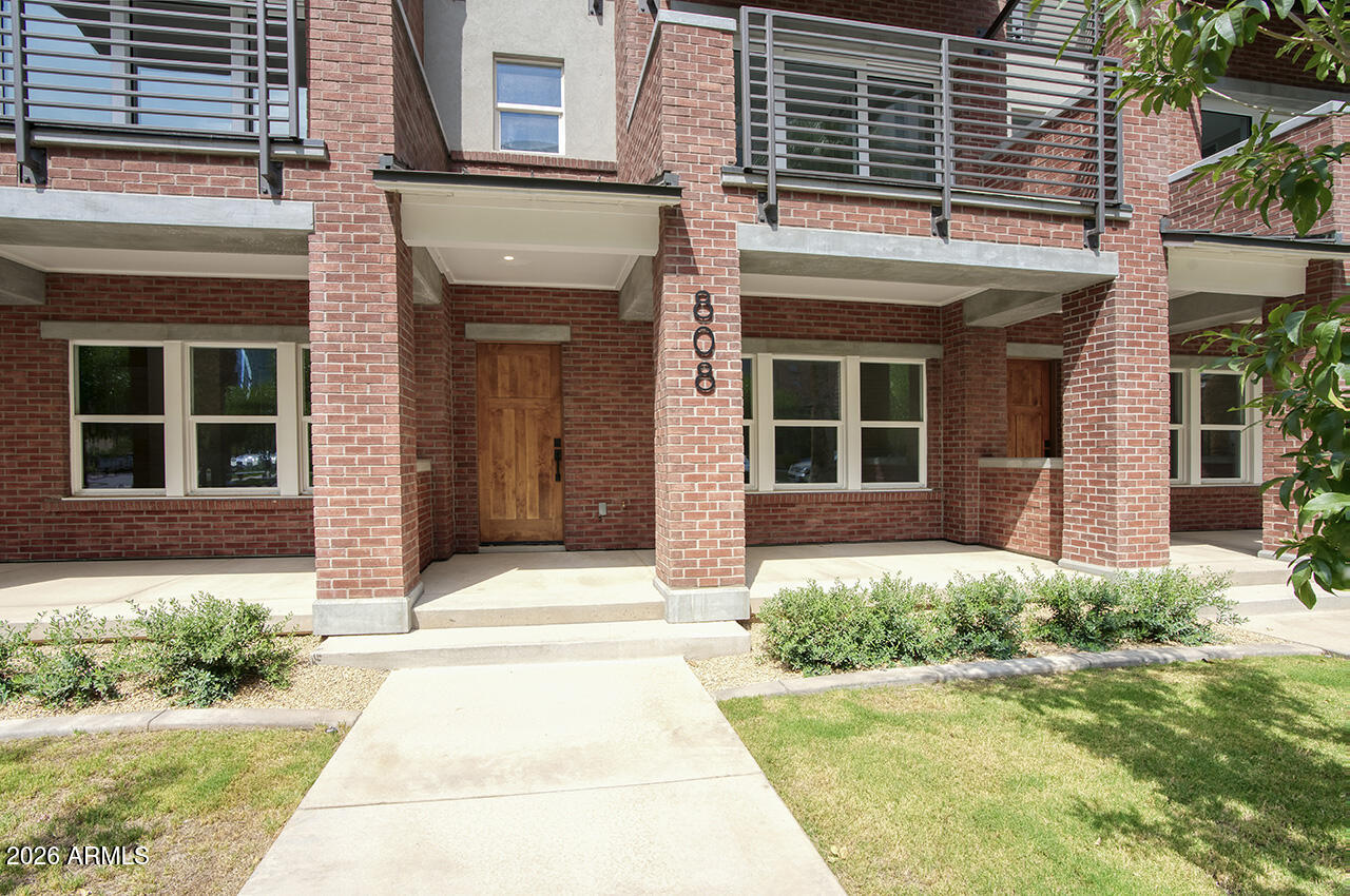 808 N 2ND Avenue, Phoenix, AZ 85003