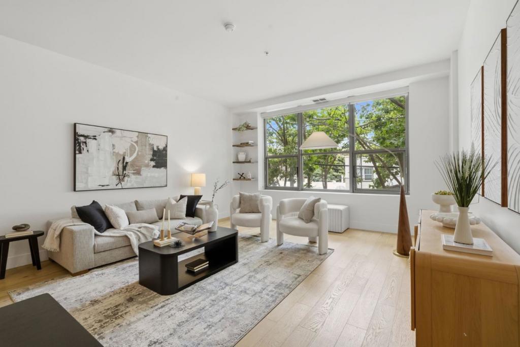1001 46th Street 212