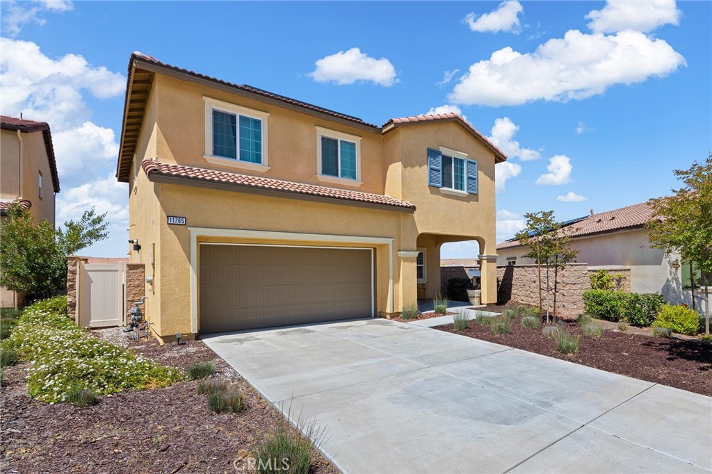 11765 Gilmore Dr