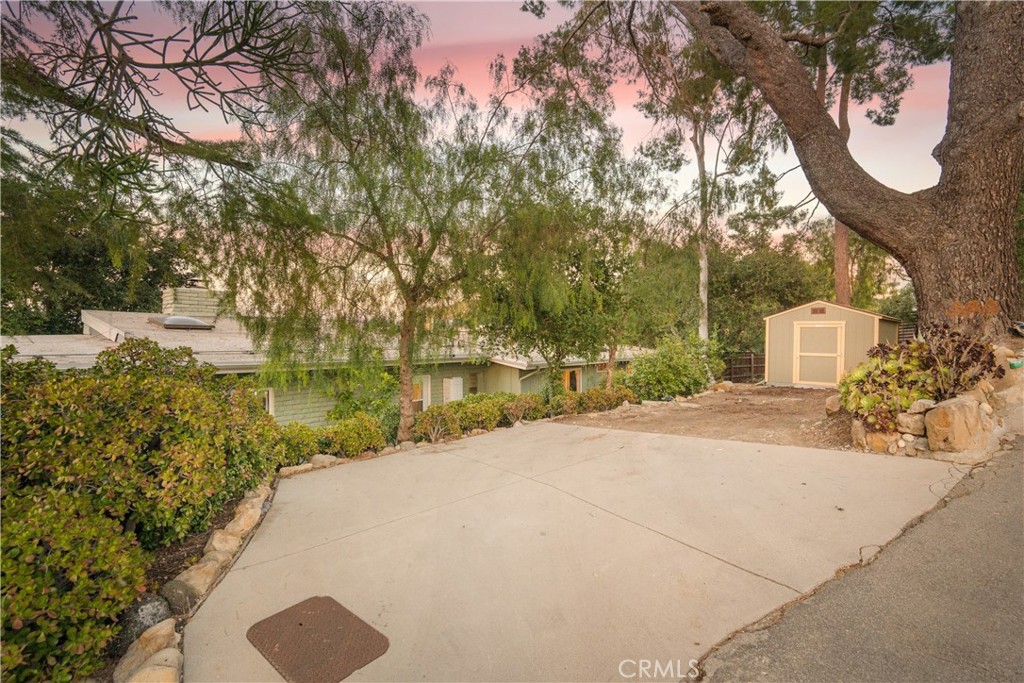 3582 Elm Drive