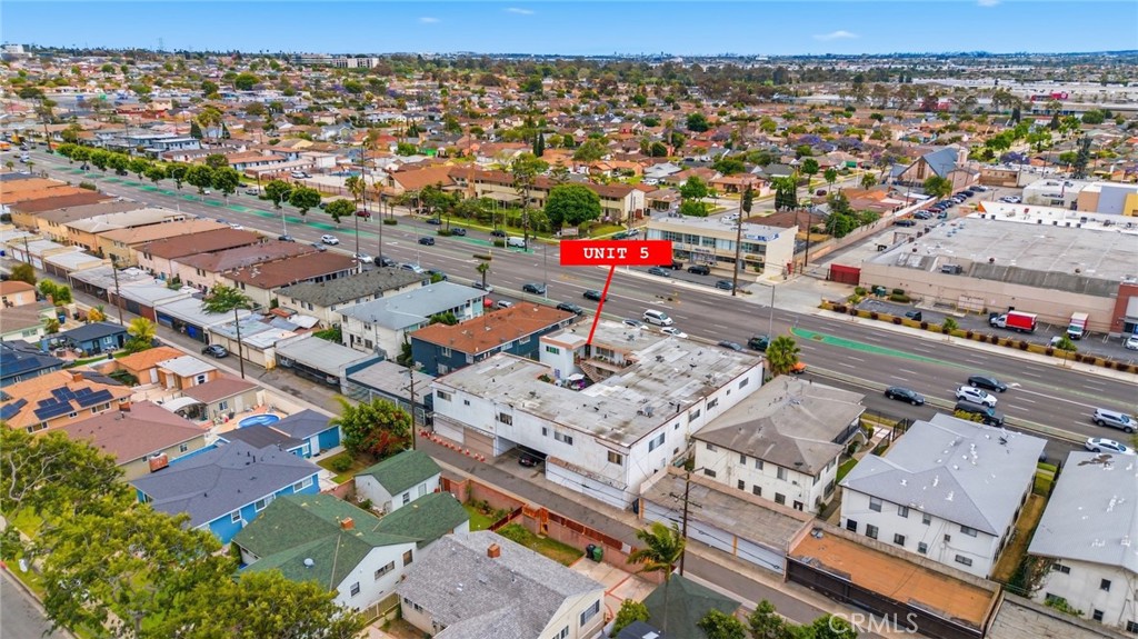 2535 W Imperial 5