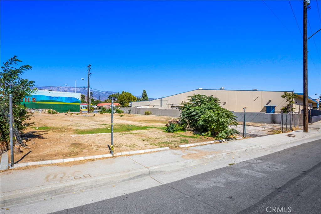 579 W Livingston