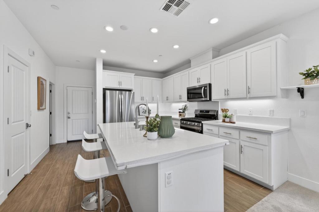 3525 Teeling Court