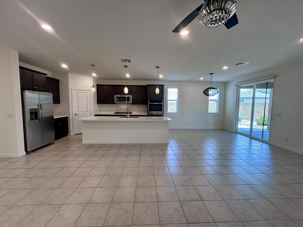 40082 Catania Court