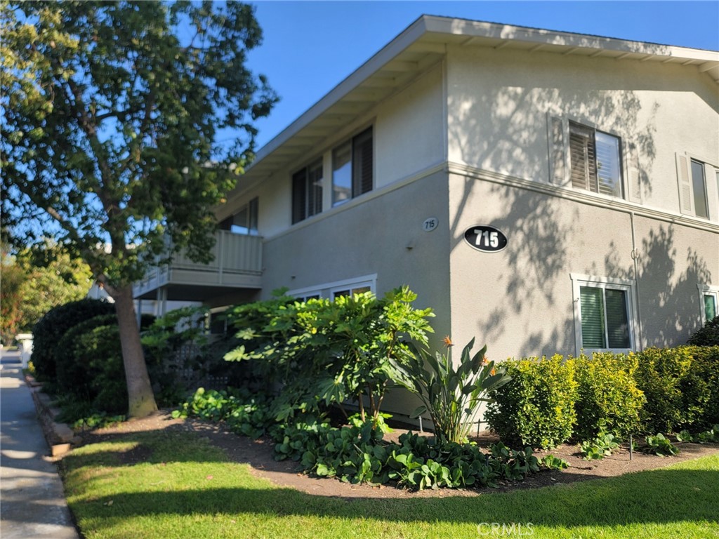715 AVENIDA MAJORCA O