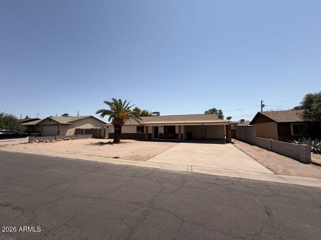581 W 21ST Avenue, Apache Junction, AZ 85120