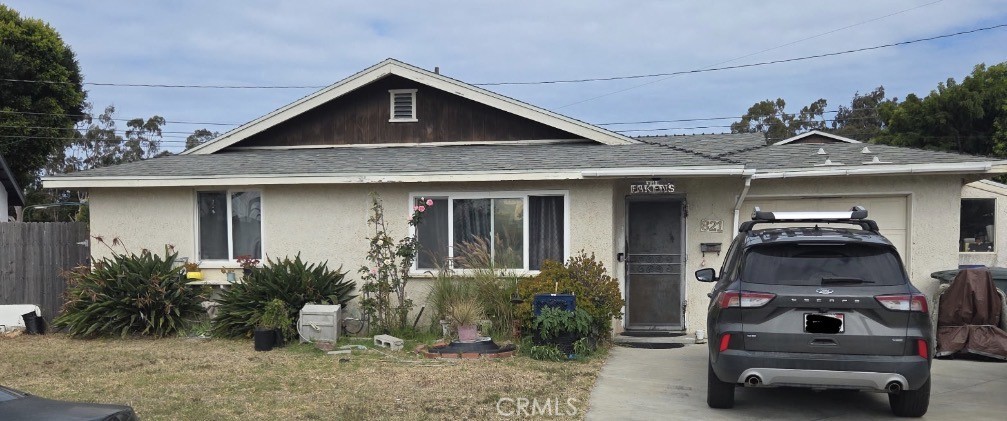821 Oak Court