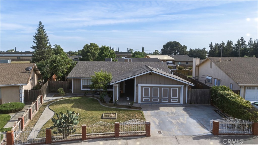 1418 Nut Tree