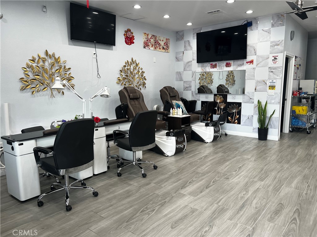 10304 Lower Azusa Road