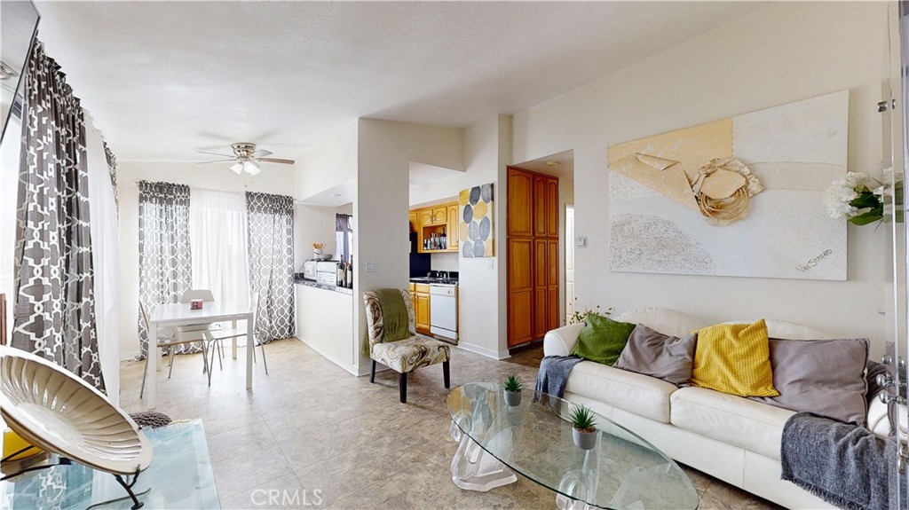 1168 E 10th 218B