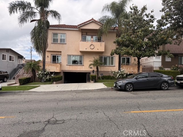 631 E Magnolia 103