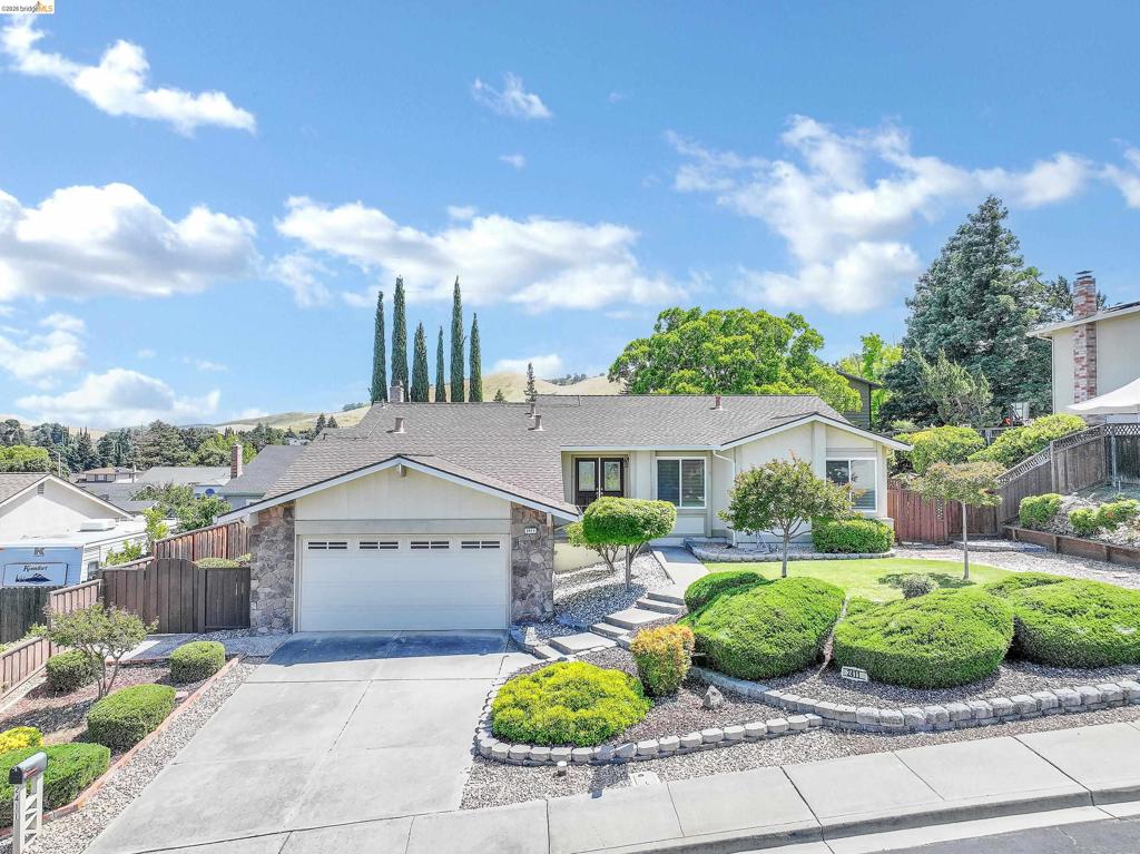 2411 Los Prados Way