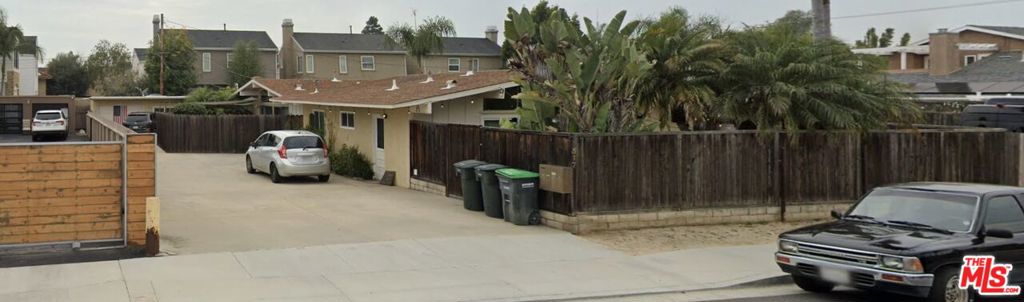 317 University Drive UnitsA,B,C