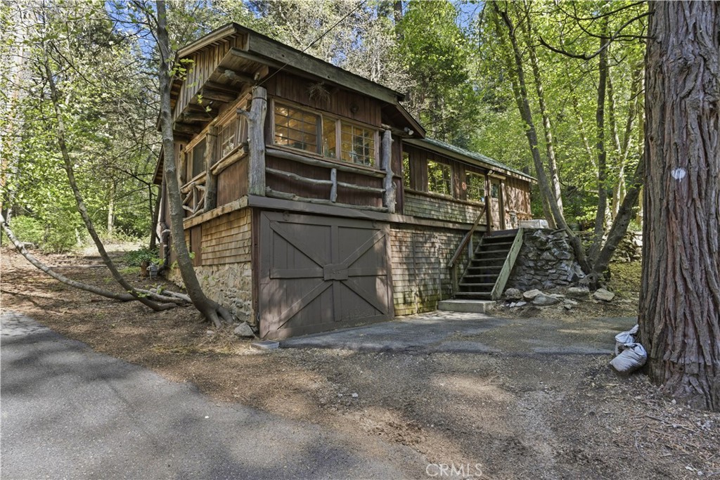 815 Cottage Grove