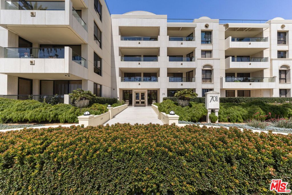 701 Ocean Avenue 309
