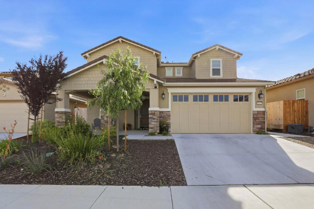 1097 Sunridge Drive