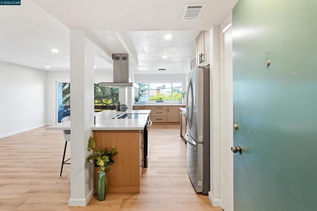 710 E 22nd 203