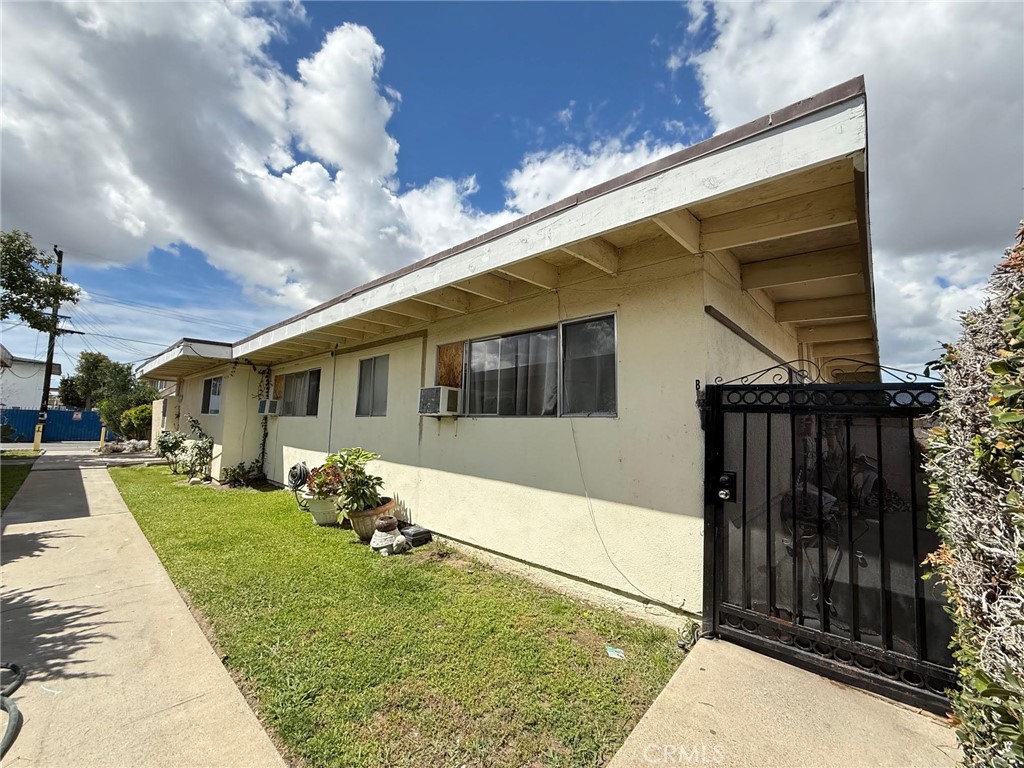 7596 Fillmore
