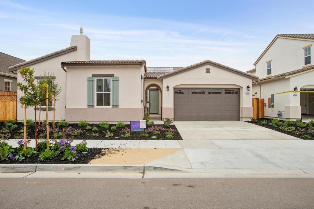 3089 Arroyo Drive