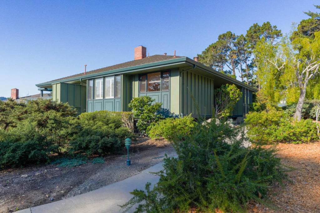 130 Del Mesa Carmel