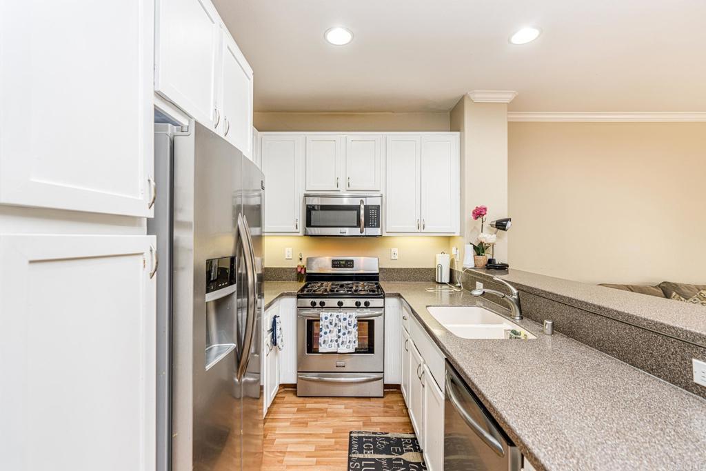 2710 Apricot Court