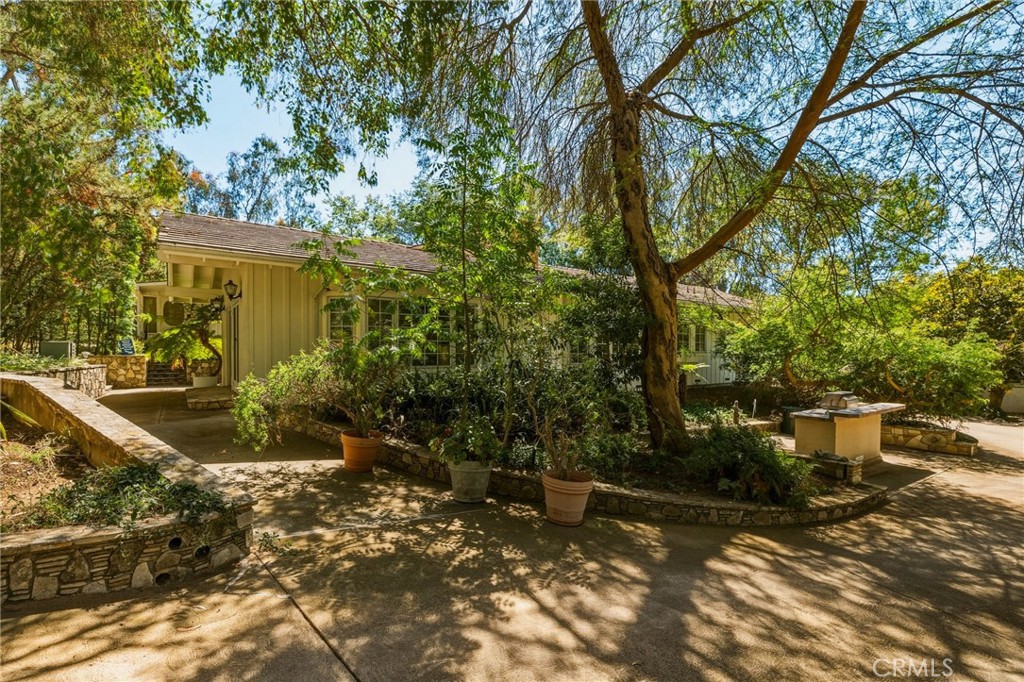 14 Johns Canyon Road
